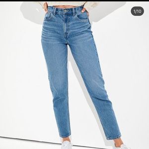 Mom Jean American Eagle